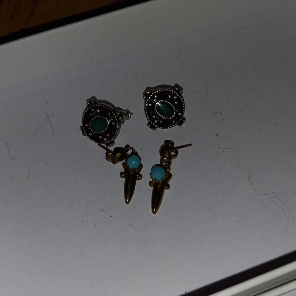 2 pair green greenish blue stones